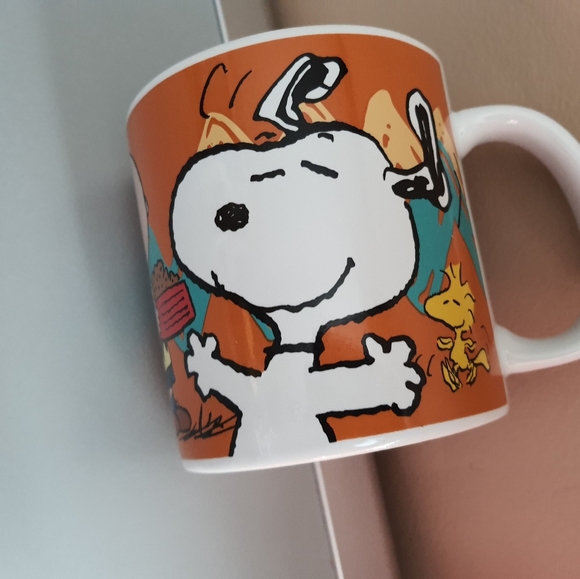 ✨️Host Pick✨️Snoopy Peanuts mug - Picture 4 of 4